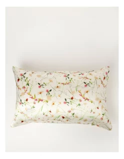 New ???? Heritage Luxe Silk Pillowcase In Cream ⭐