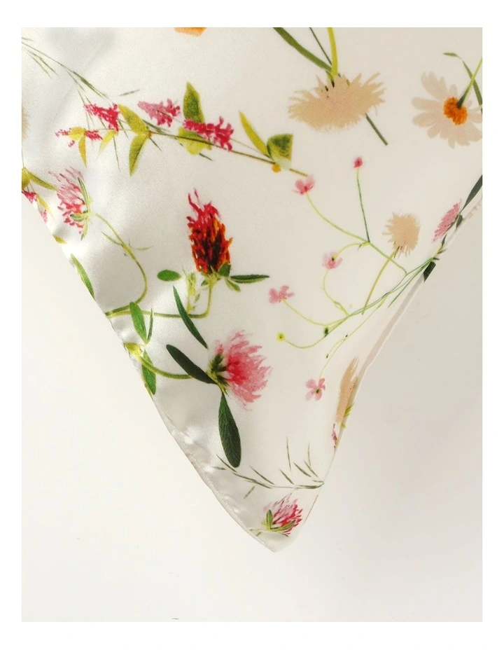 Luxe Silk Pillowcase in Cream New ???? Heritage Luxe Silk Pillowcase In Cream ⭐ -Australian Home Shop unnamed file 113