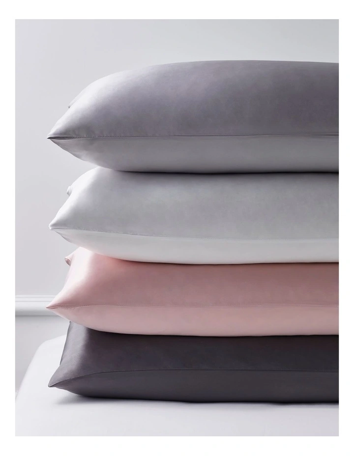 Brand new π Heritage Luxe Silk Pillowcase In Blush π