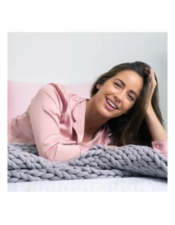 Brand new ✨ Royal Comfort Chunky Hand Knit Thick Weighted Blanket Plush 6.3kg 203cm X 153cm ⌛ 3 Brand new ✨ Royal Comfort Chunky Hand Knit Thick Weighted Blanket Plush 6.3kg 203cm X 153cm ⌛ -Australian Home Shop unnamed file 1468