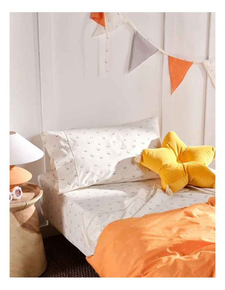 Smiles All Round Sheet Set In Sugar Brand new ⭐ Linen House Kids Smiles All Round Sheet Set In Sugar ???? -Australian Home Shop unnamed file 246