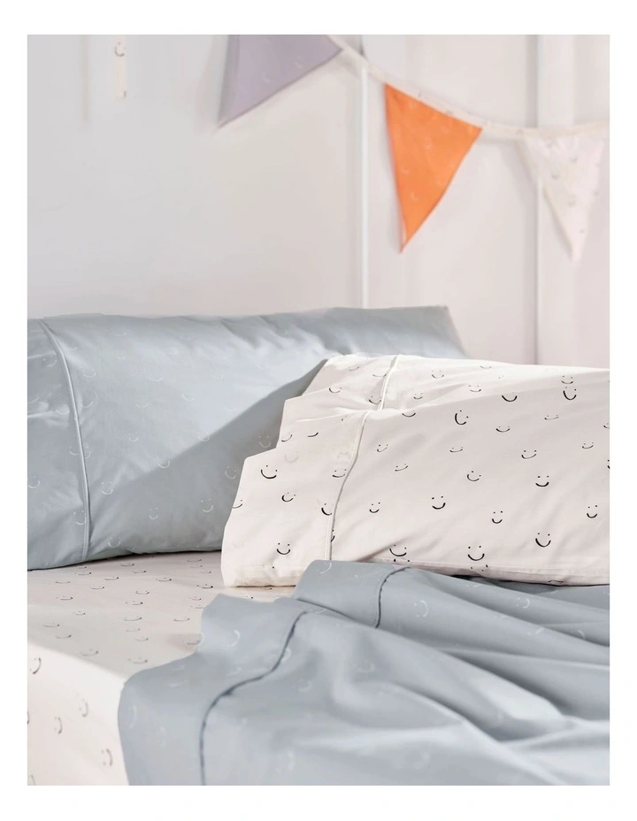 Smiles All Round Sheet Set In Sugar Brand new ⭐ Linen House Kids Smiles All Round Sheet Set In Sugar ???? -Australian Home Shop unnamed file 248